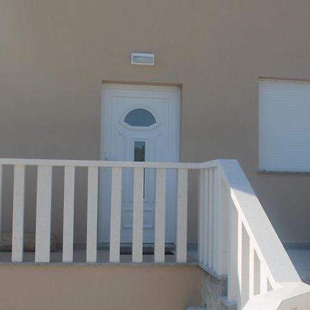 Paradise Brbinj Exterior photo